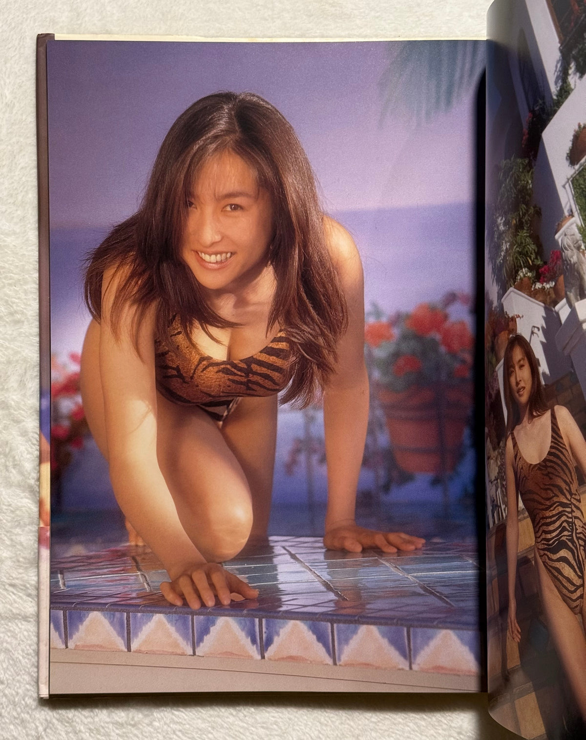 Reiko Kato “Secret Love” Hardcover Gravure Photobook (1993) w/obi - Japan Import