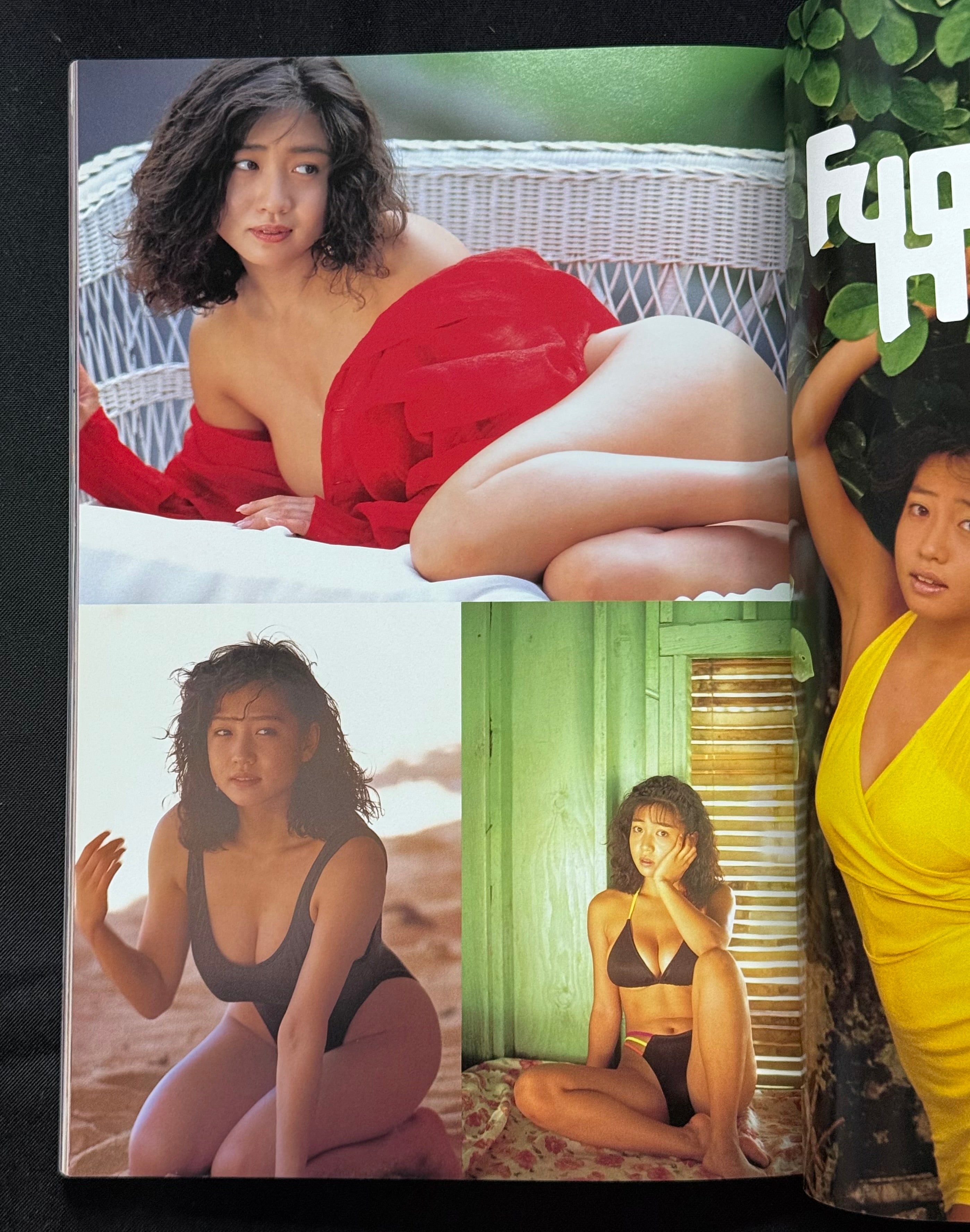 The Best SUPER PHOTO: Yellow Cab & Sands (1995) – Japanese Photobook w/ Poster