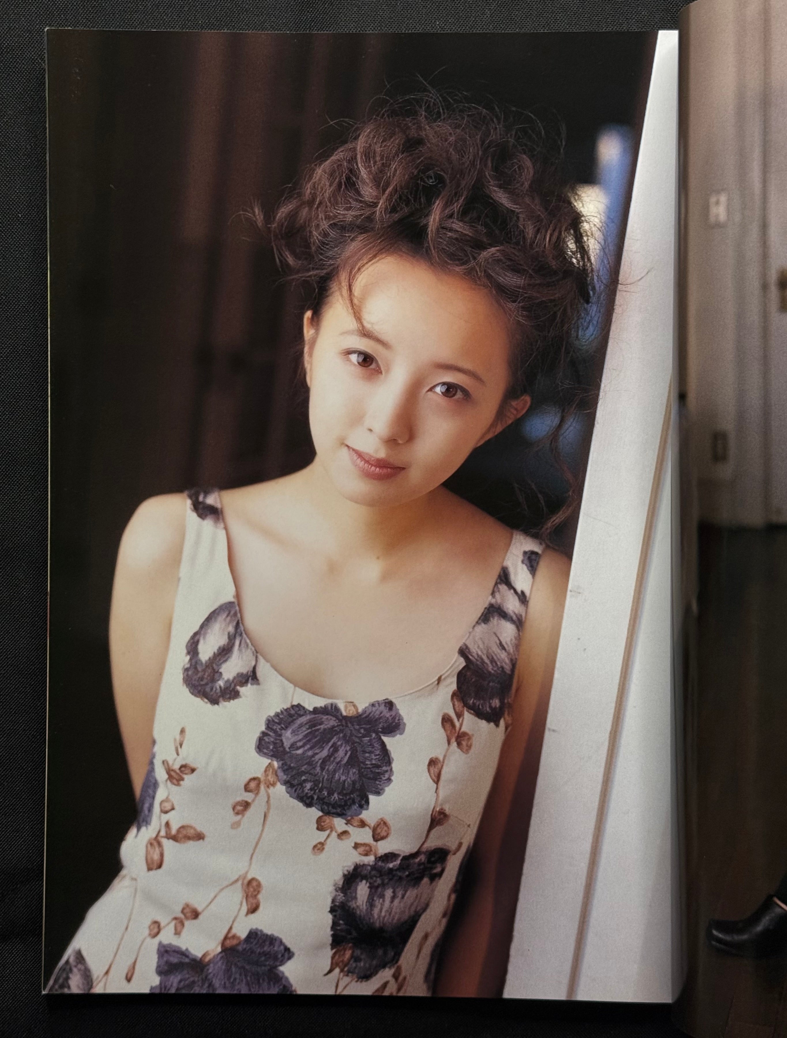 Up to Boy Vol. 62 (January 1996) Japanese Idol Photo Magazine – Yumiko Takahashi Cover w/ Poster