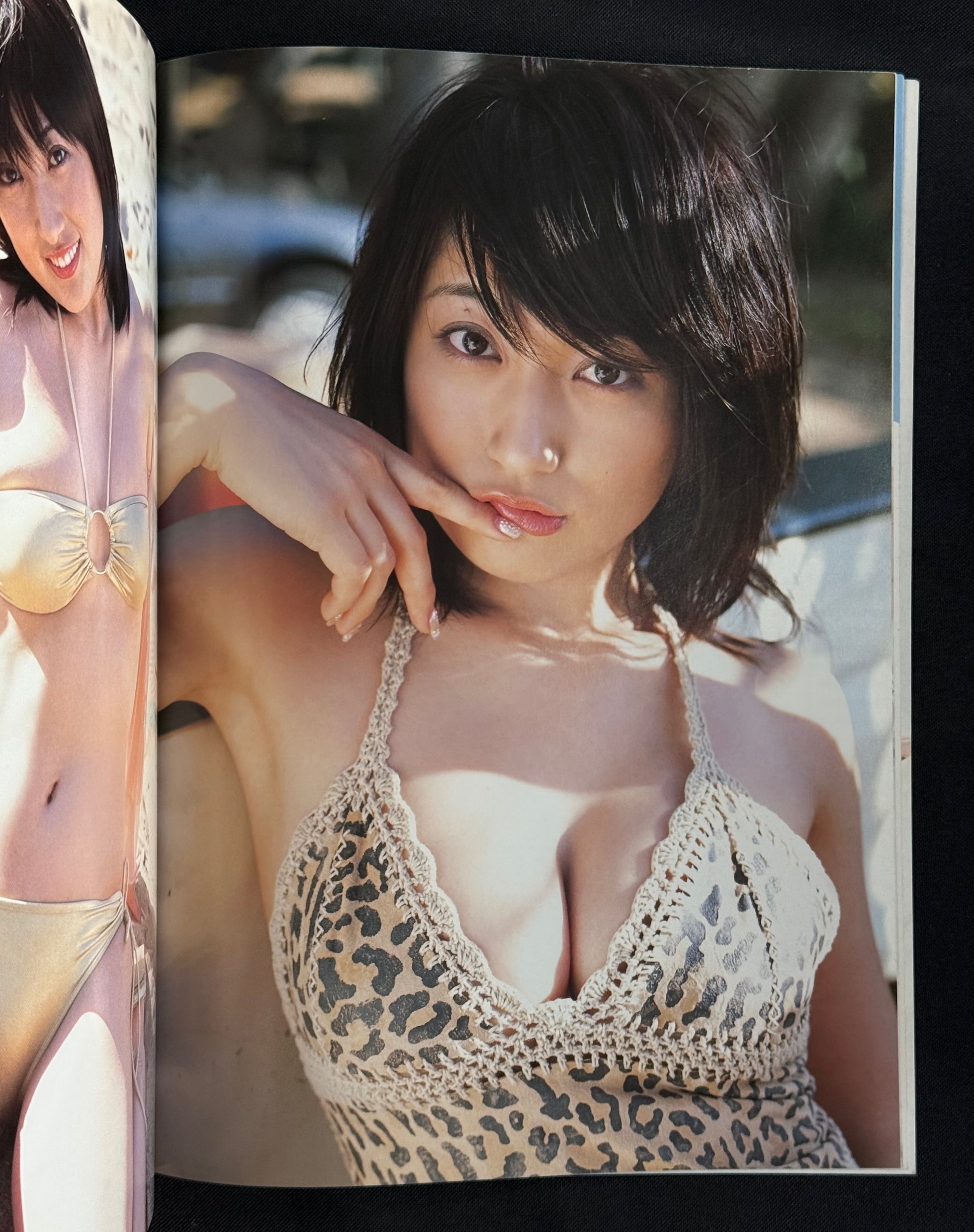 Mix 4: Pyramid Girls Gravure Photobook (2006) - Weekly Young Jump Special Edition