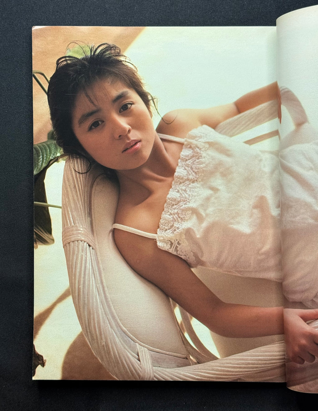 Schola Japanese Magazine No. 194 – February 22, 1990 (Saki Takaoka Cover)