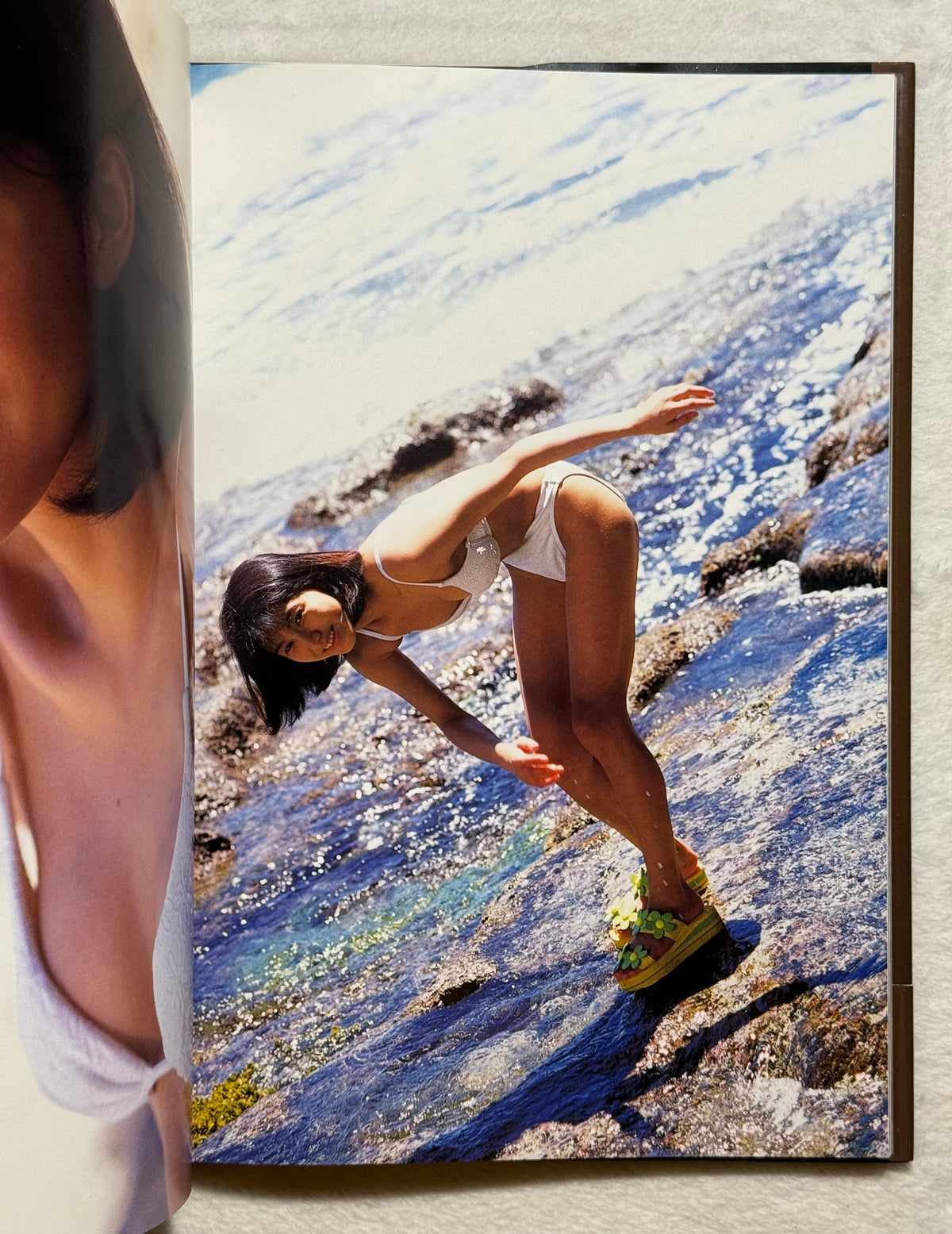 Masako Hiraoka “Scorching BLUE” Hardcover Gravure Photobook (1998) w/obi - Japan Import