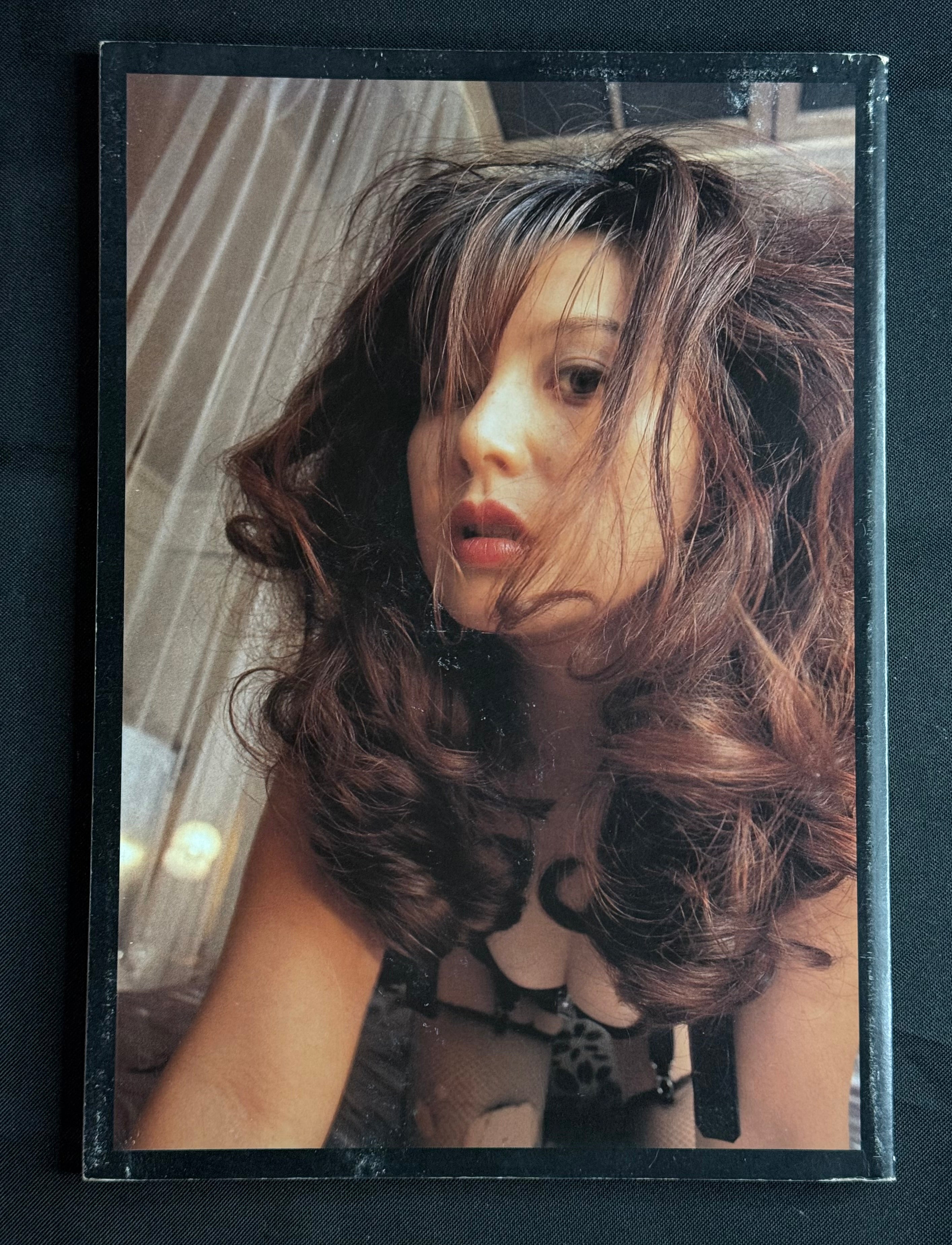 Cutie Suzuki “Cuty Mania” Photobook (1996) – JWP Joshi Wrestling Gravure
