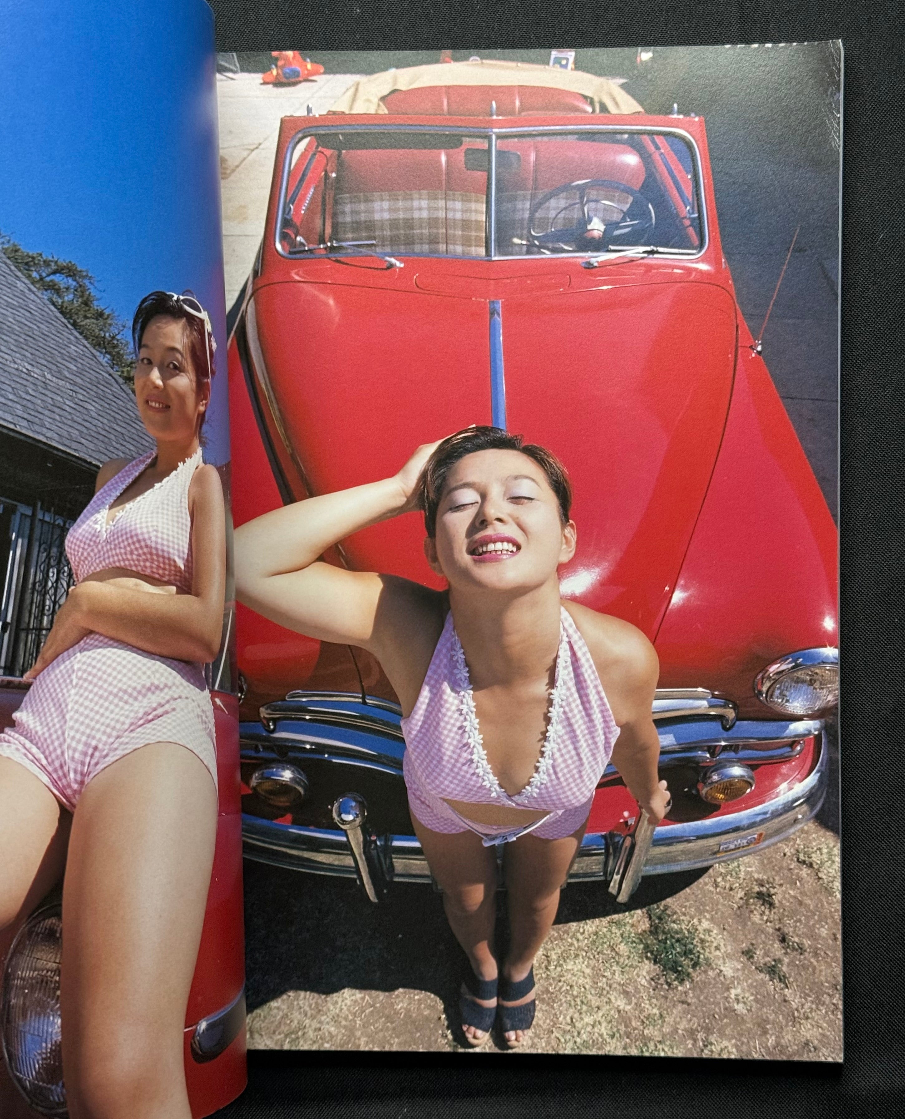 Cutie Suzuki “Cuty Mania” Photobook (1996) – JWP Joshi Wrestling Gravure