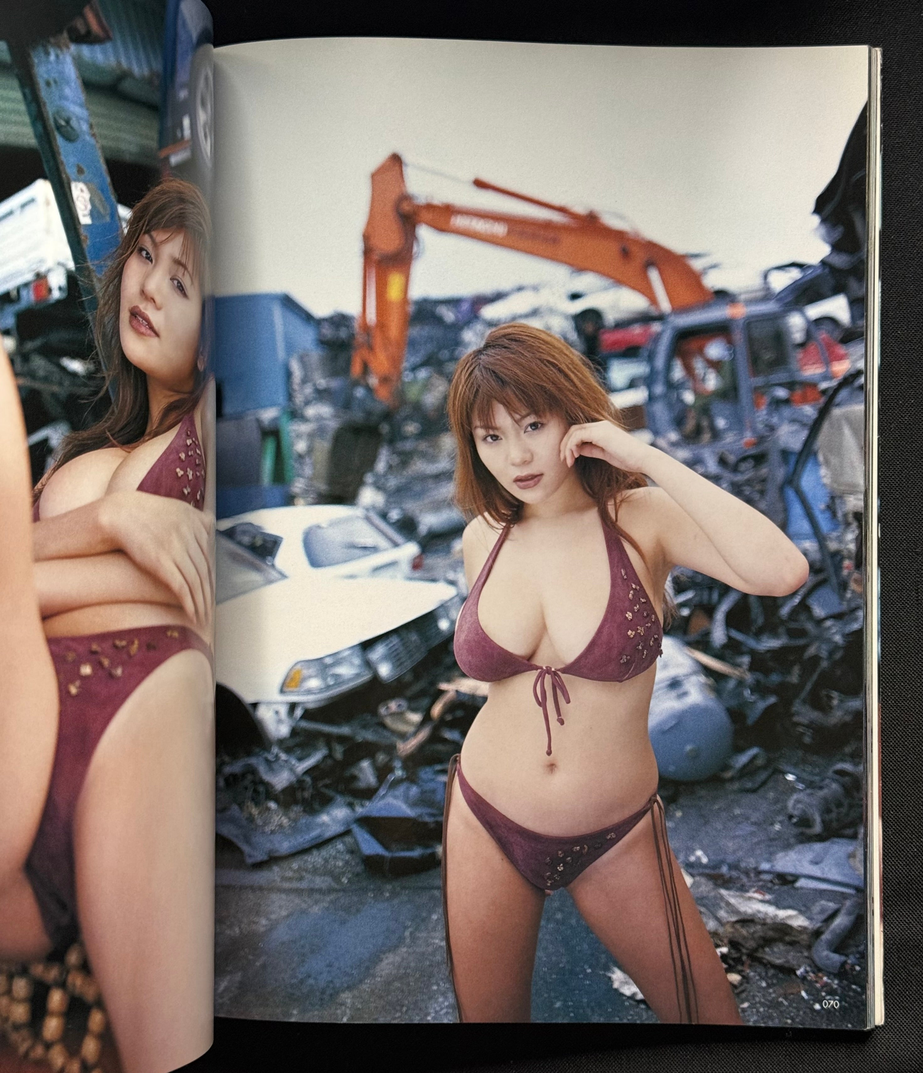 Very Best of Sabra Girls 2 (September 2003) – Japanese Idol Gravure Photobook