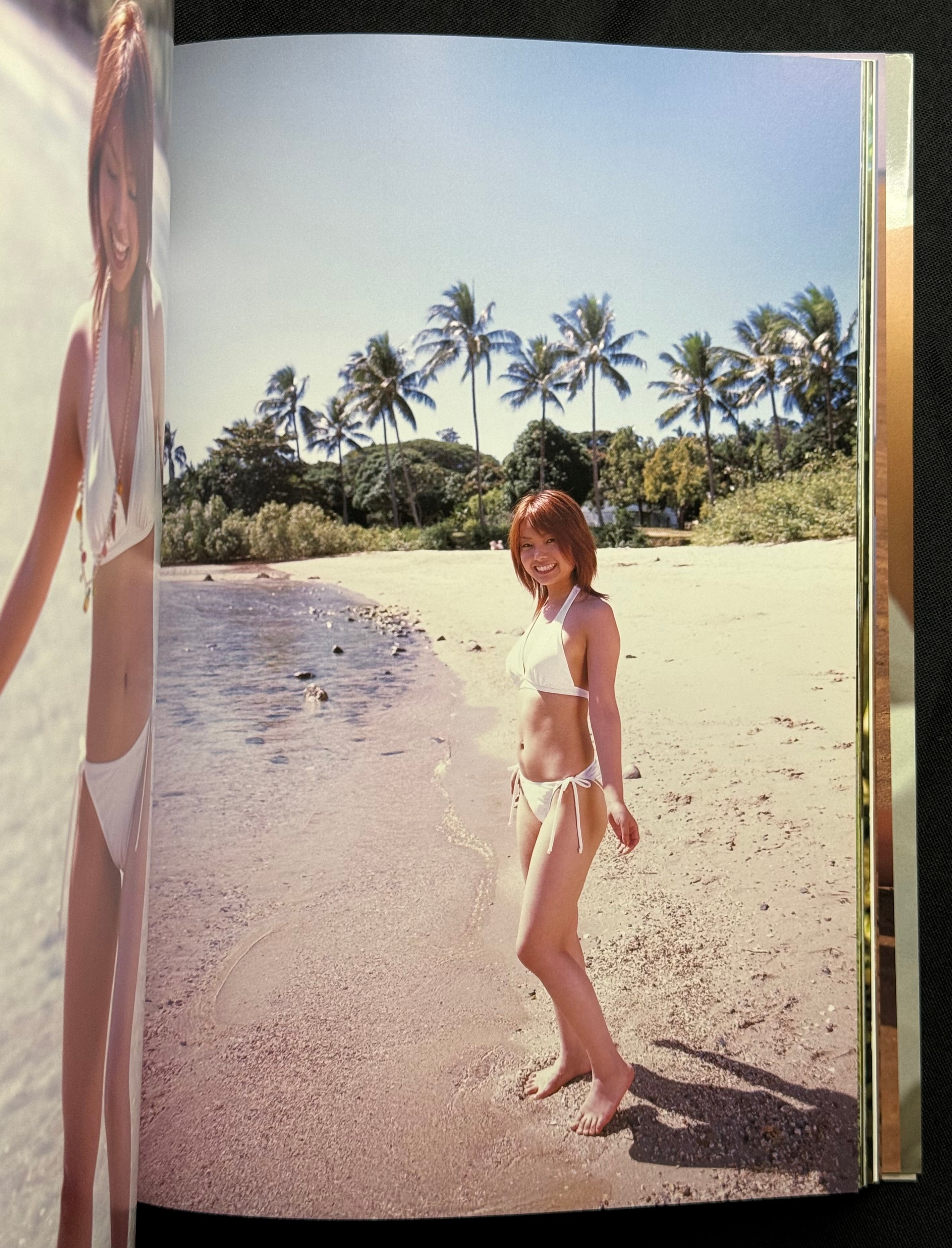 Asami Abe “Feeling Good?” Japanese Photobook (2005) – Idol Photo Collection