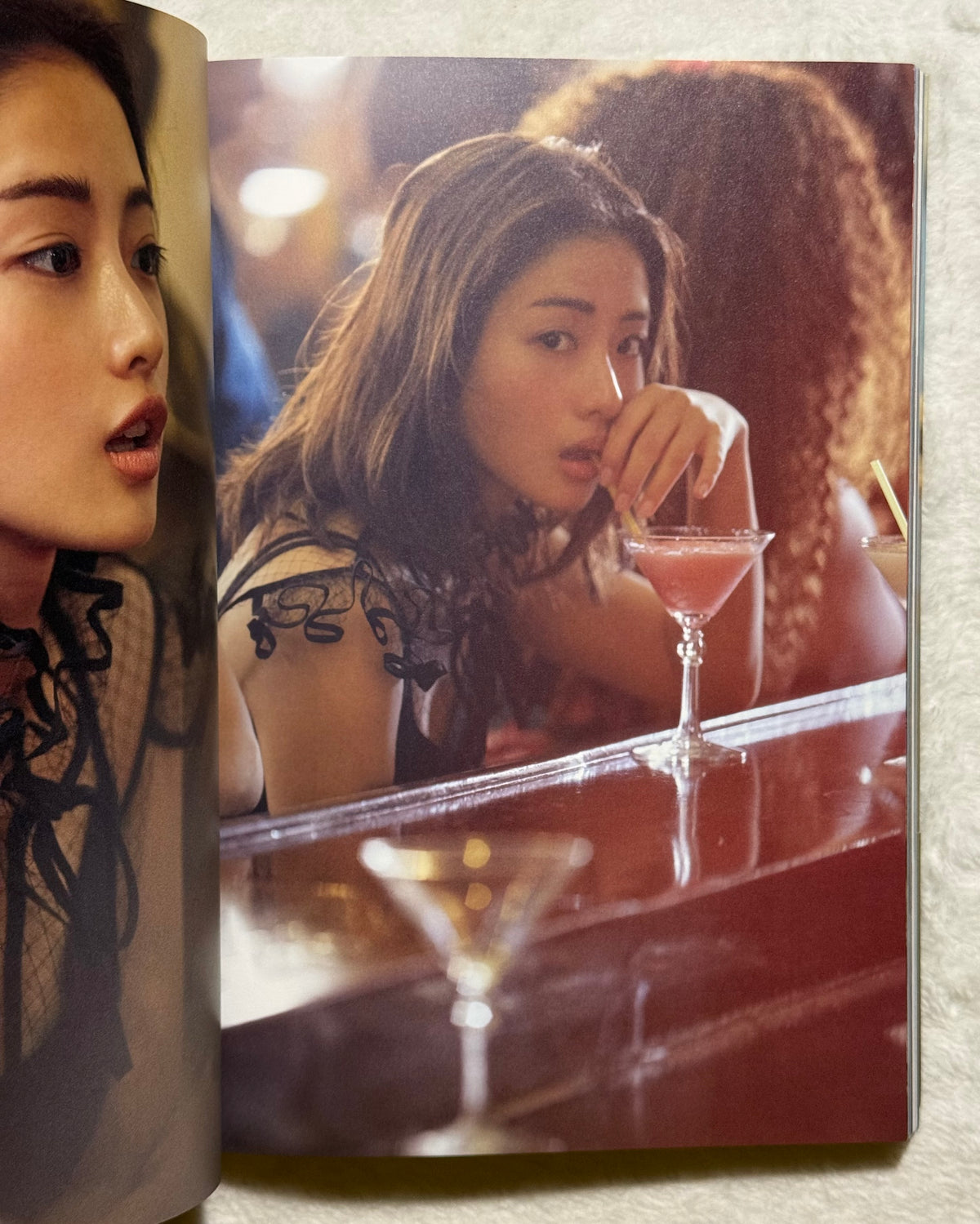 Satomi Ishihara “encourage” Japanese Photobook (2017) w/obi - Shin Godzilla