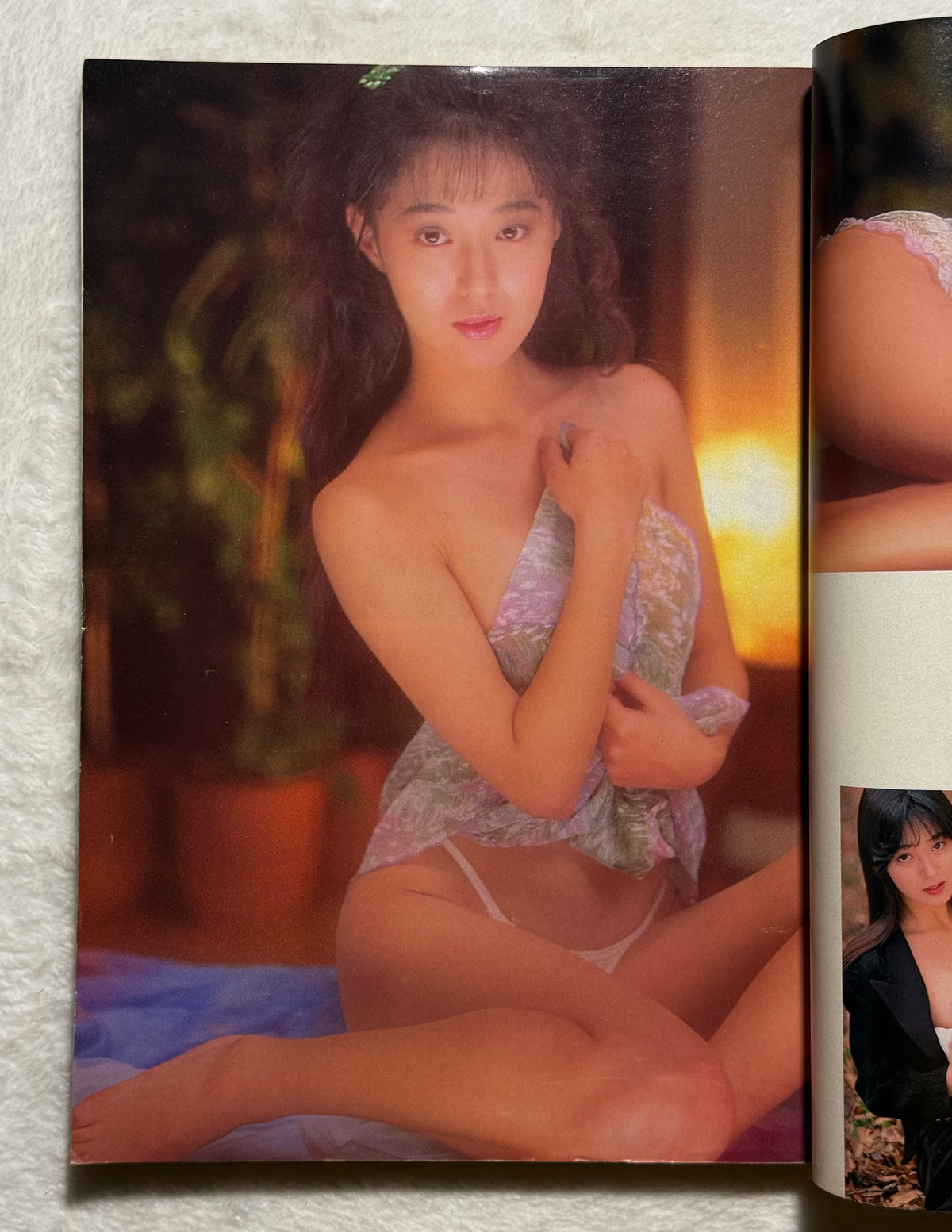Weekly Playboy No. 5 (January 28, 1992) Japanese Magazine - Tomoko Nakajima Cover
