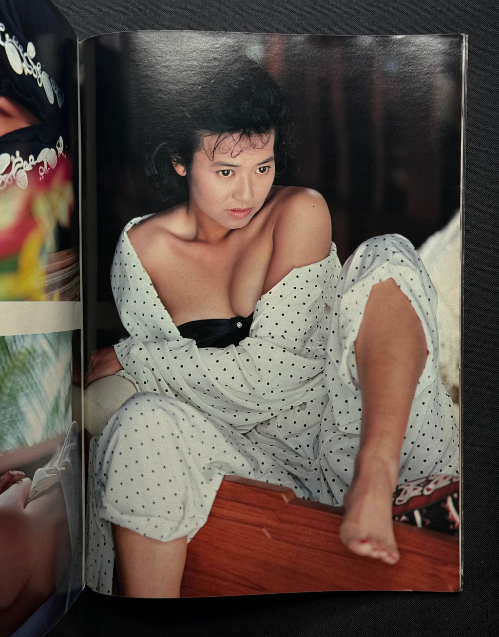 Schola Japanese Magazine No. 194 – February 22, 1990 (Saki Takaoka Cover)