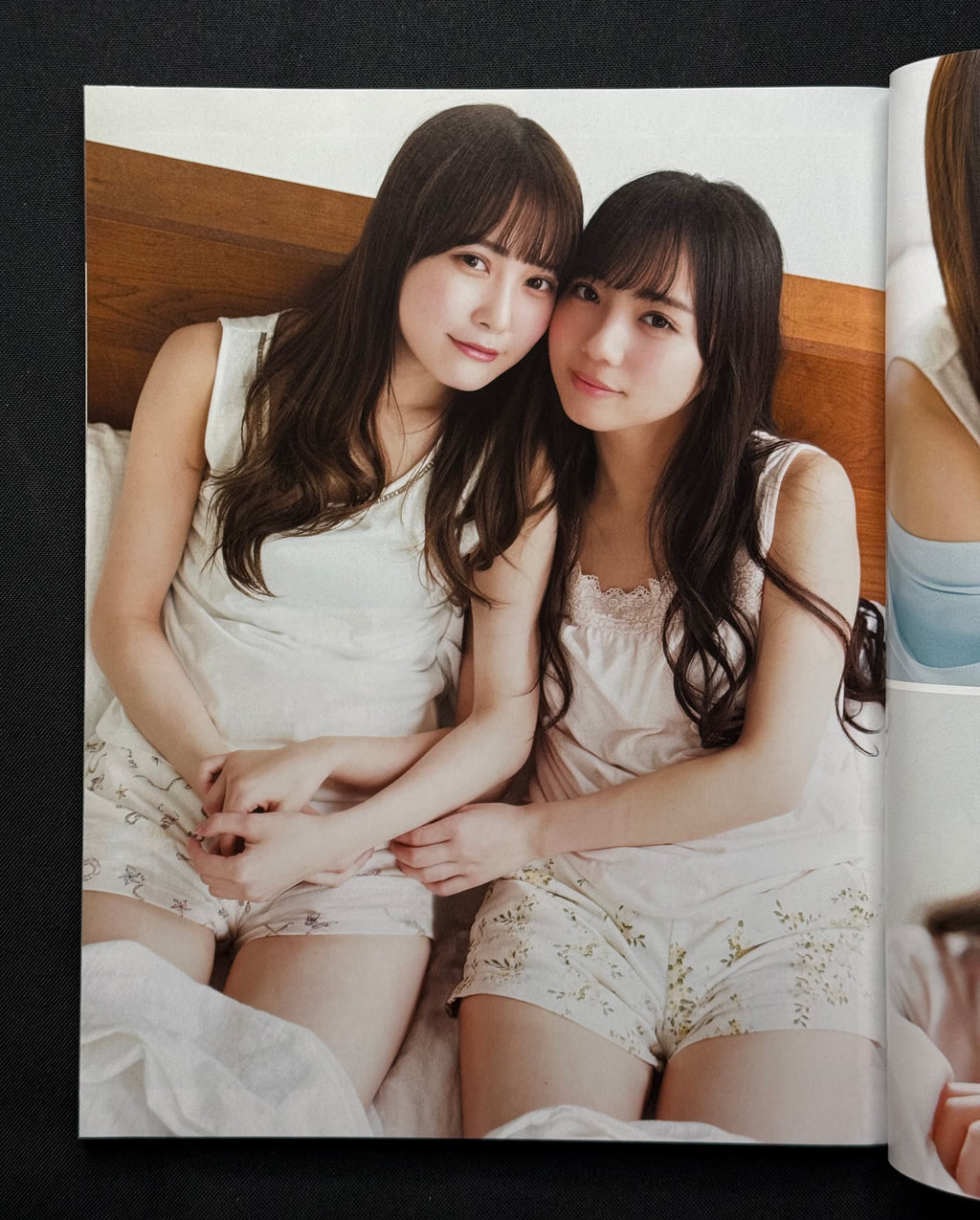 EX Taishu Japanese Gravure Magazine (March 2020) Kyoko Saito & Shiho Kato Cover - Hinatazaka46