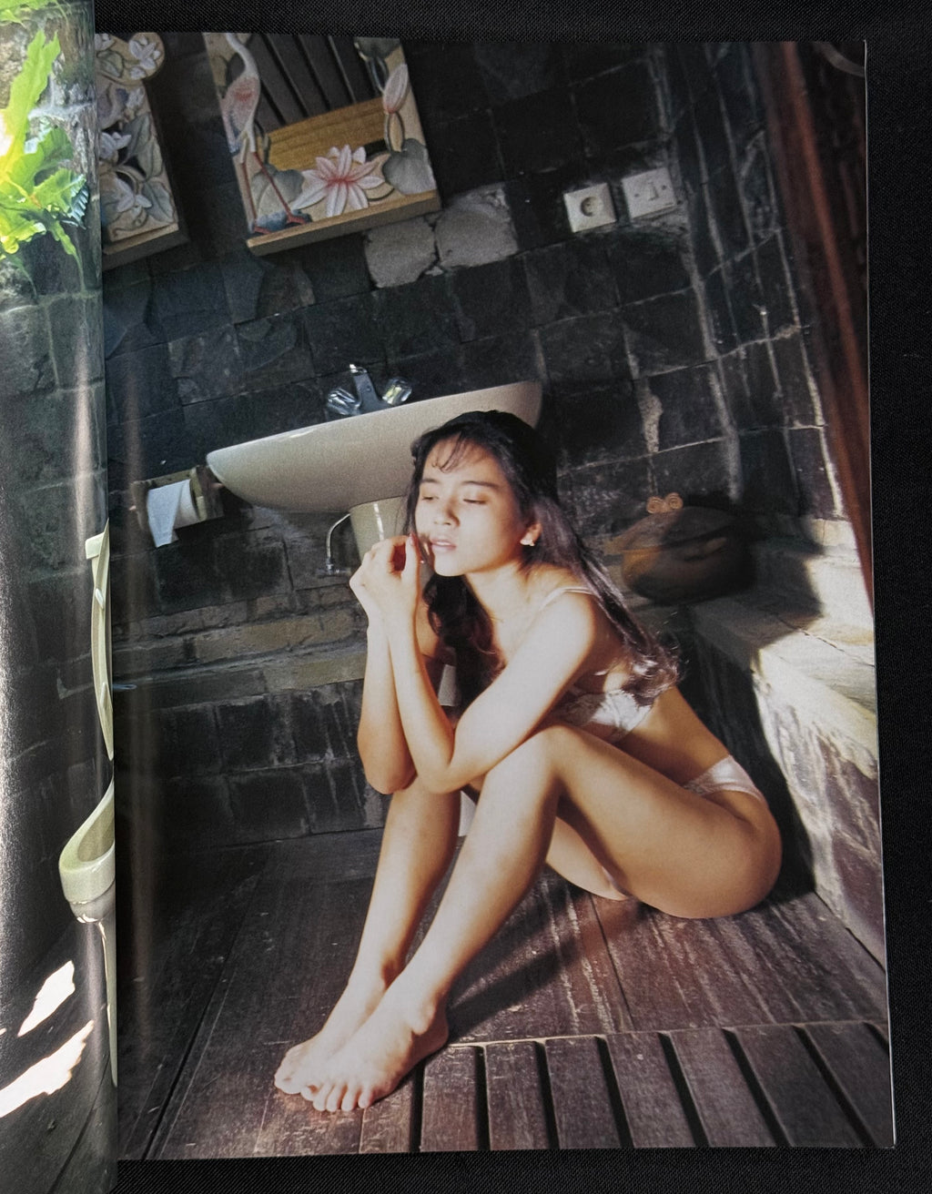 BIG4 Vol. 9 Japanese Gravure Photobook (January 1993) – Kimika Yoshino Cover