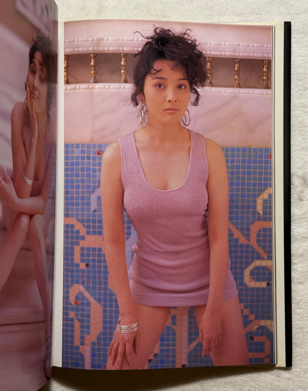 Mamiko Aso “Especially” Hardcover Japanese Idol Gravure Photobook (1991)