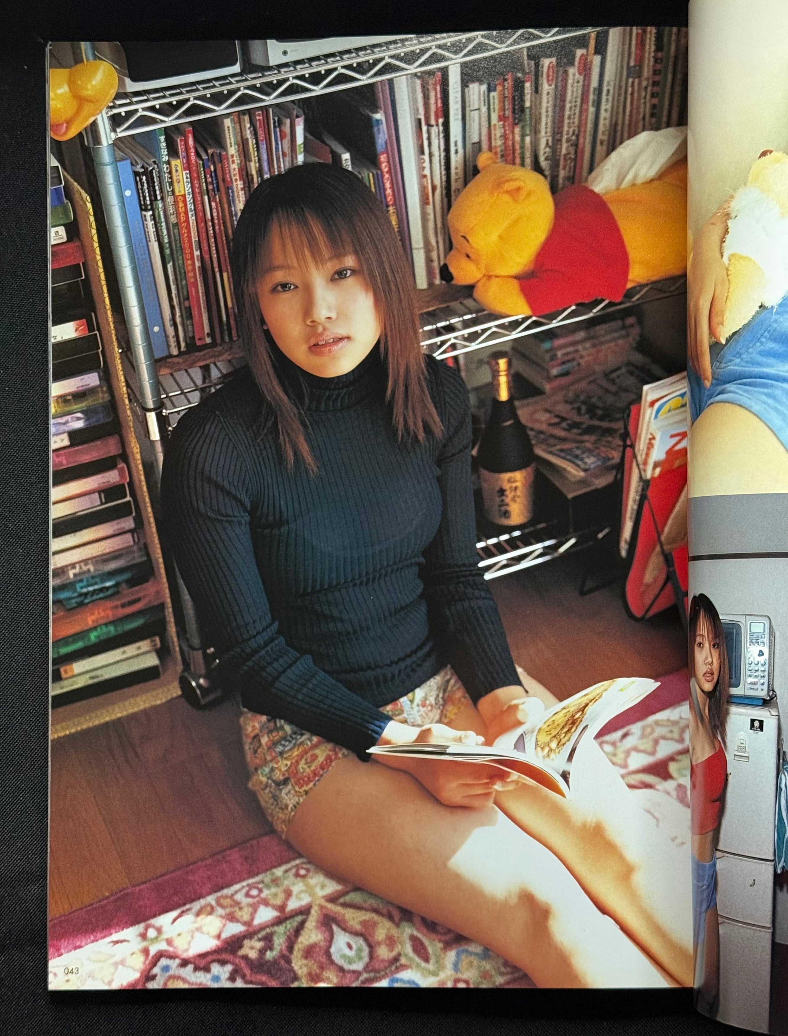 Very Best of Sabra Girls (February 2003) – Japanese Idol Gravure Photobook