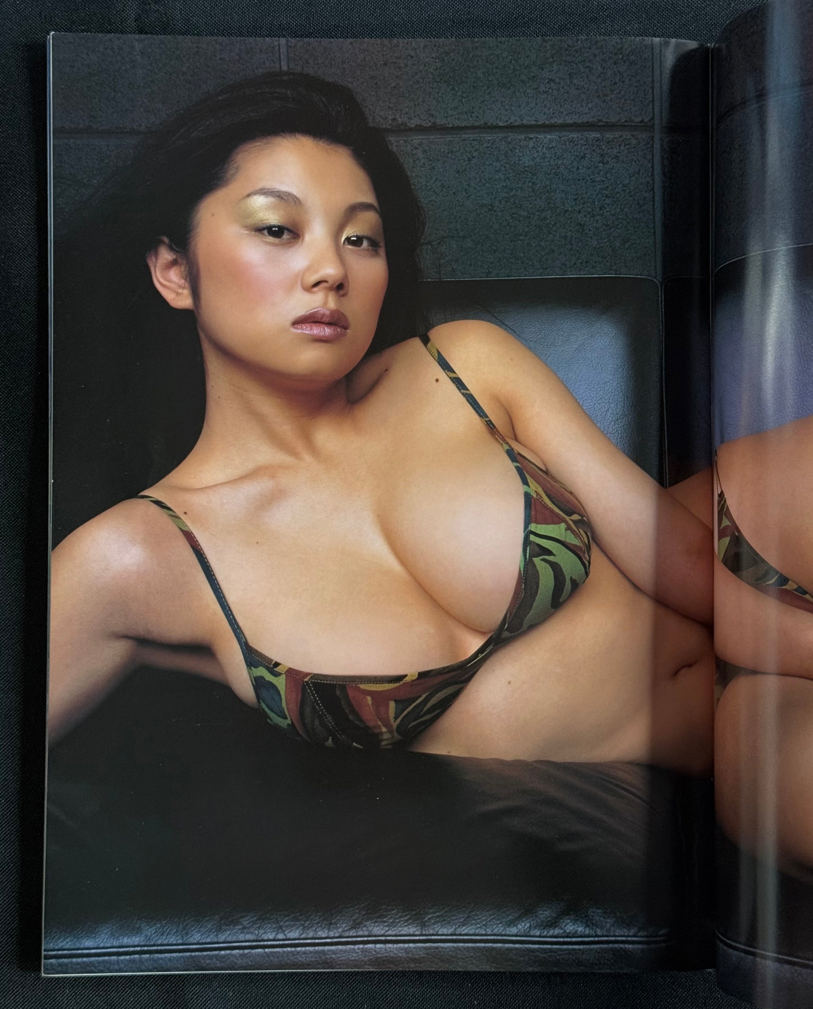 Weekly Playboy Special Edition: SWEET IDOL OF THE YEAR 2002–2003