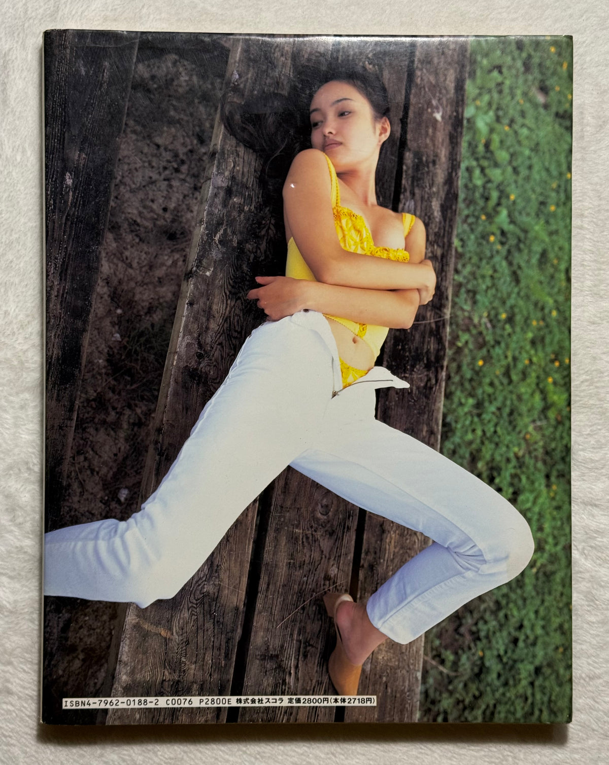 Reiko Chiba “Through It” Hardcover Gravure Photobook (1994) Kyoryu Sentai Zyuranger