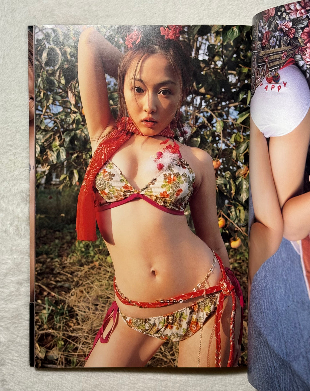 Sayuri Anzu “Evolutions” Japanese Gravure Photobook (2003) w/obi