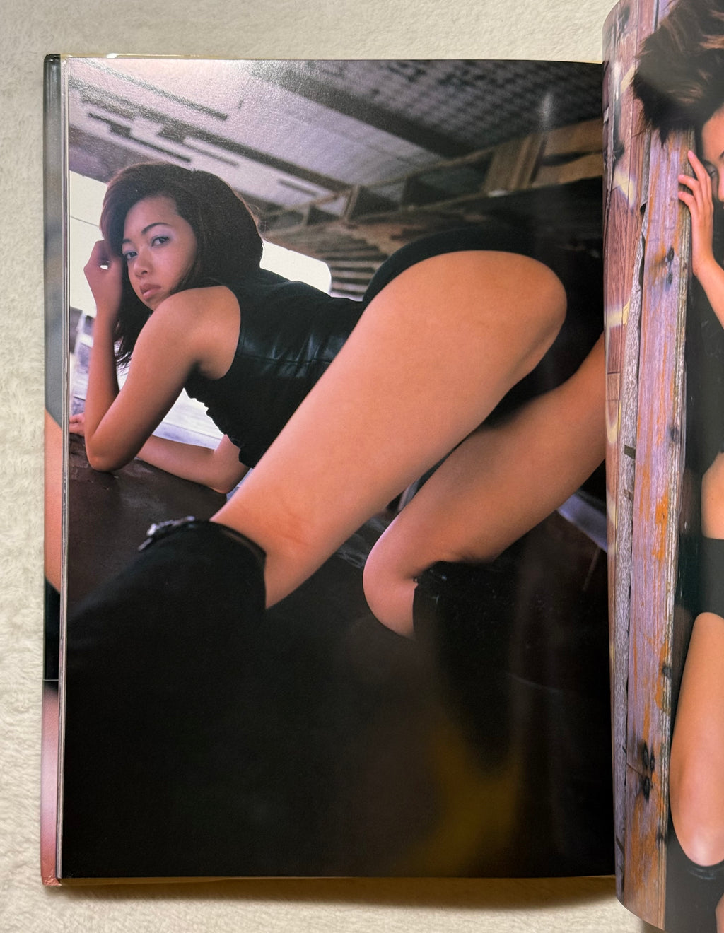 Miki Munemasa “cheek” Japanese Gravure Photobook (2000) w/obi