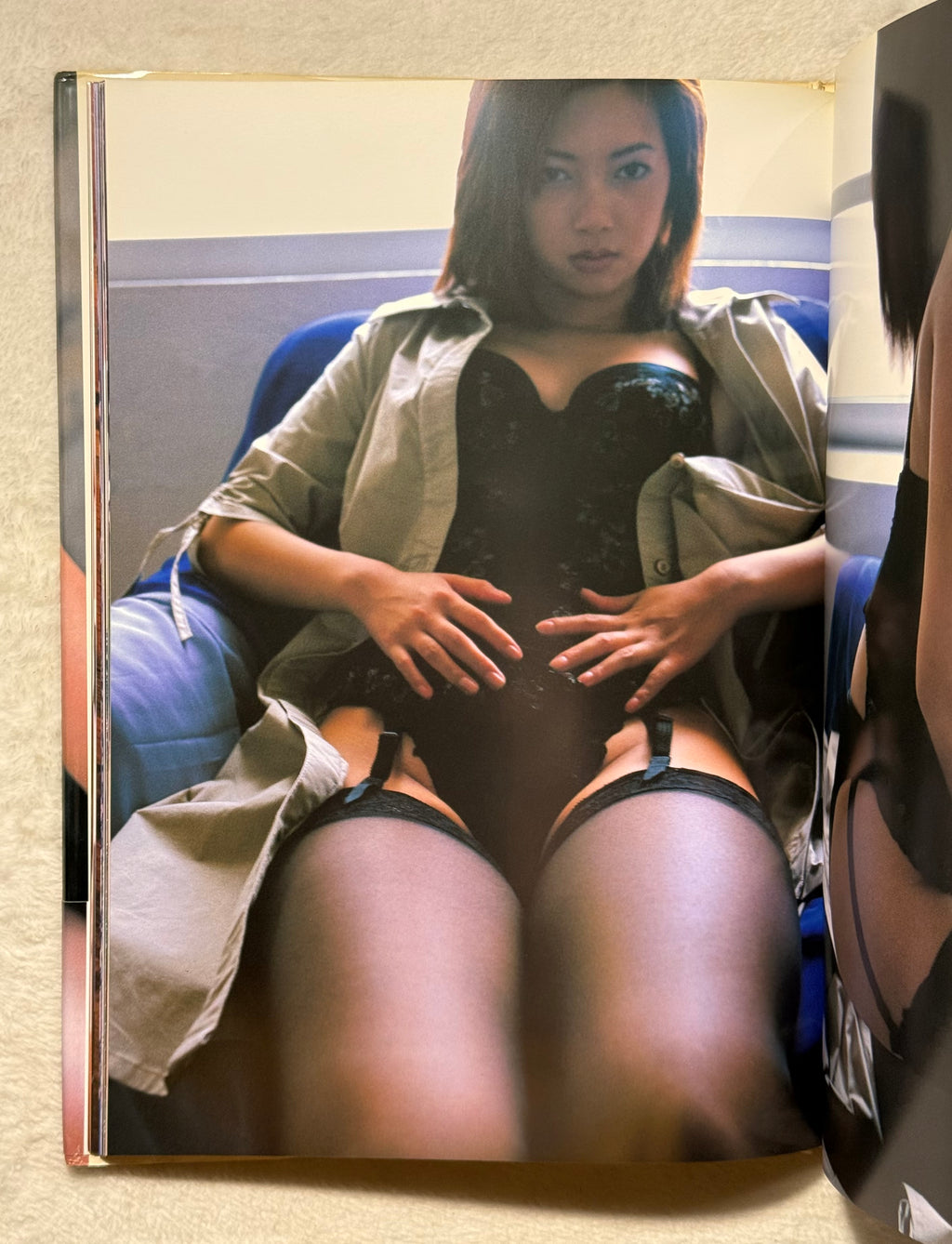 Miki Munemasa “cheek” Japanese Gravure Photobook (2000) w/obi