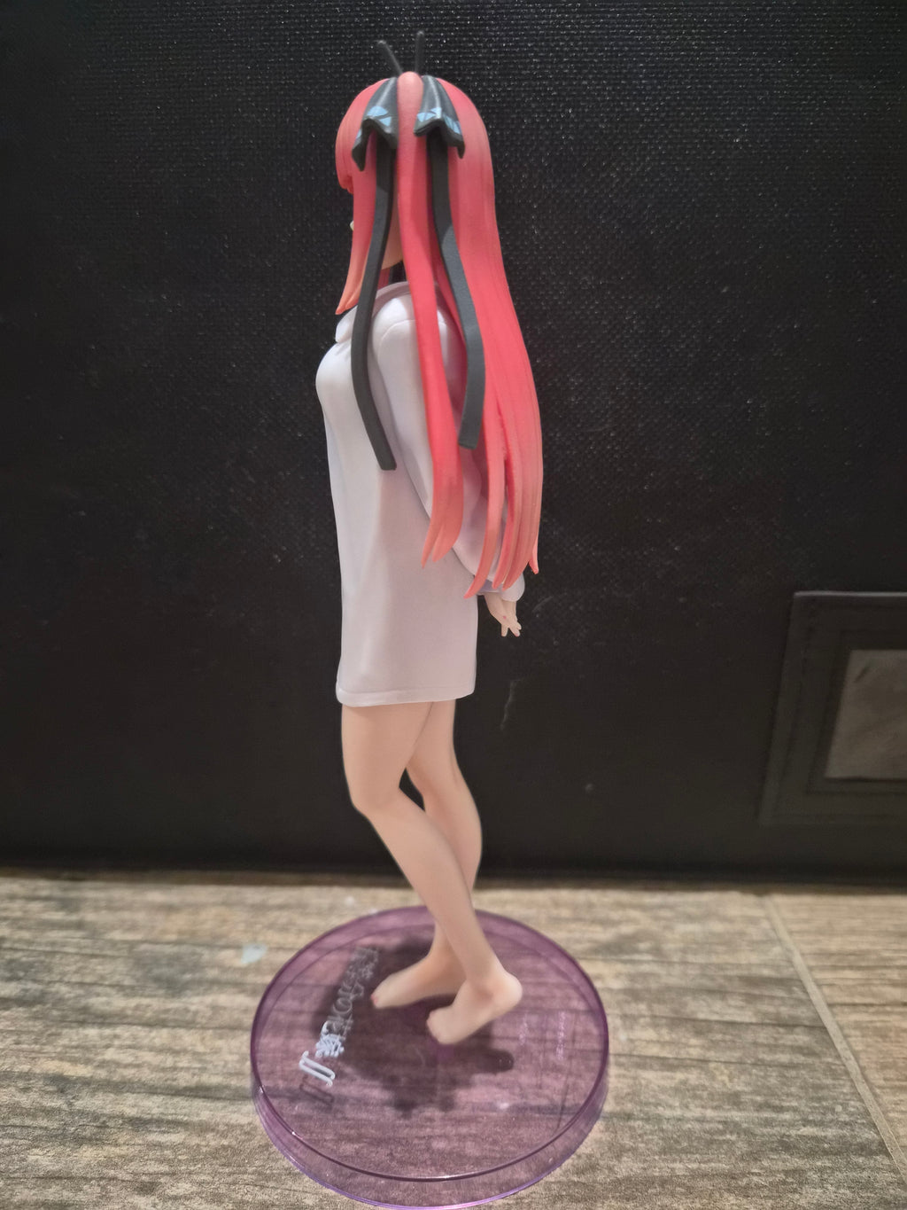 Fukuya Fascinity Figure Nakano Nino – The Quintessential Quintuplets – Boyfriend Shirt Version – Anime Figure with Base